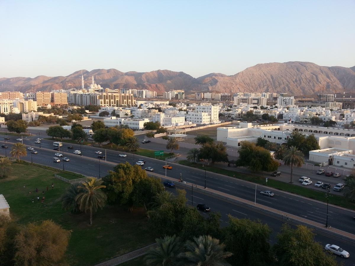 Muscat Inn Hotel Exterior photo