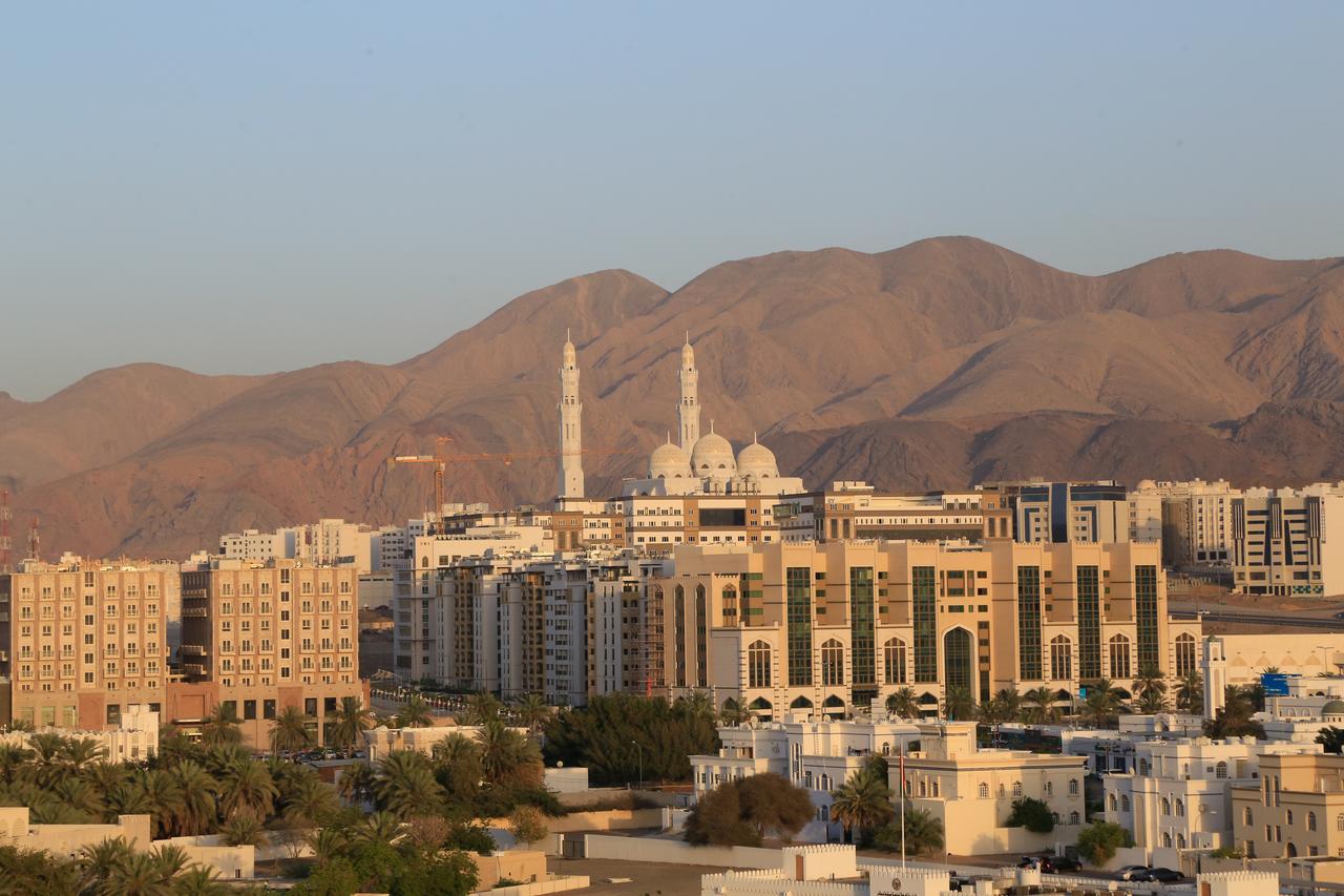 Muscat Inn Hotel Exterior photo
