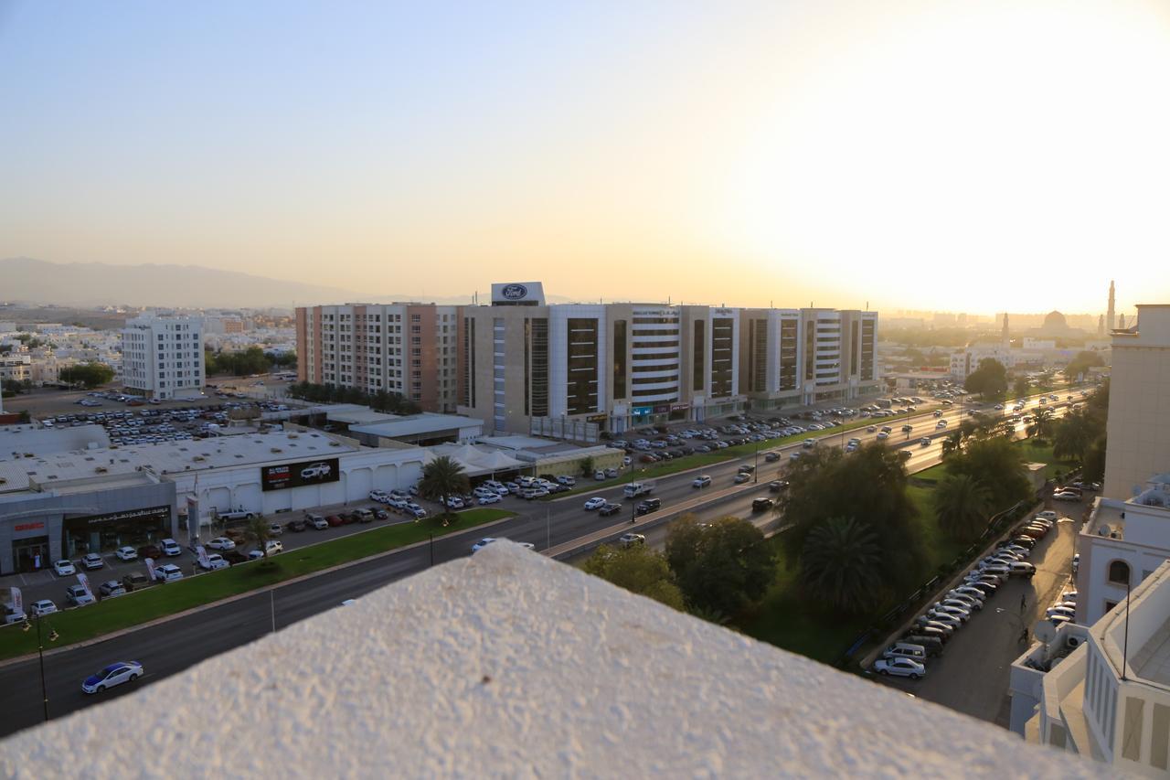 Muscat Inn Hotel Exterior photo