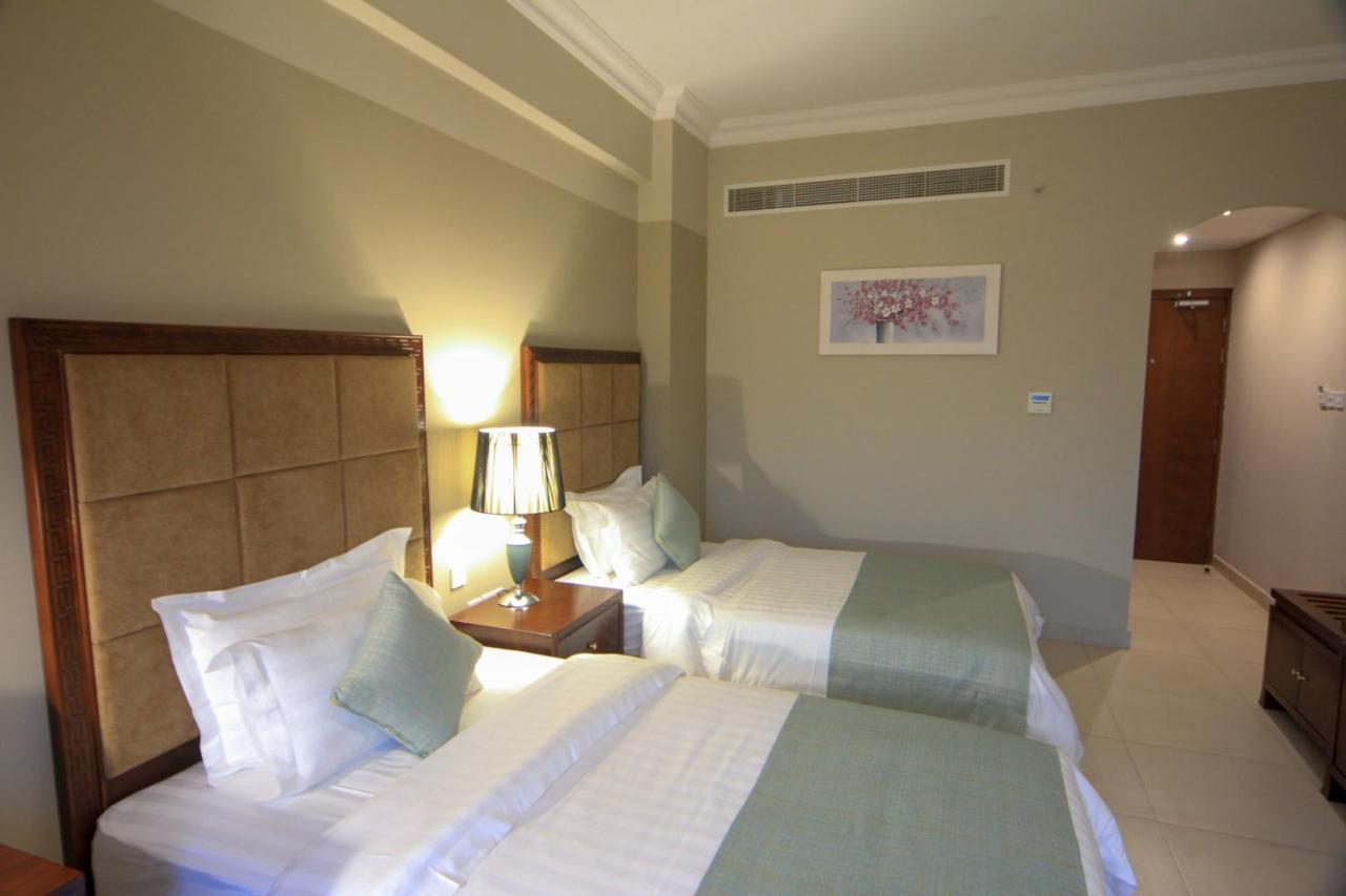Muscat Inn Hotel Exterior photo